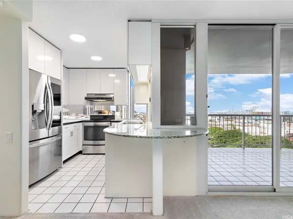 1212 Nuuanu Ave APT 1104, Honolulu, HI 96817