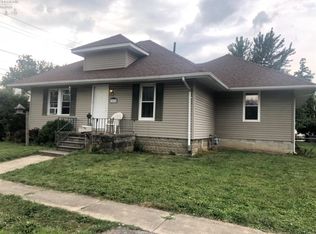 1822 Arthur Ave, Fremont, OH 43420