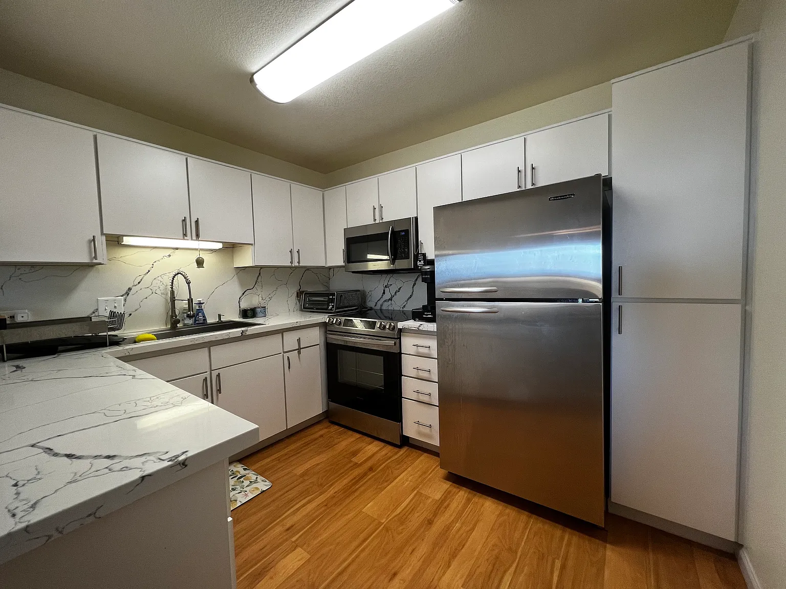 1 bed, 620 sqft, $2,400 — Photo 1