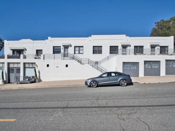 j601, 601 Garnet St #1/2, Redondo Beach, CA 90277