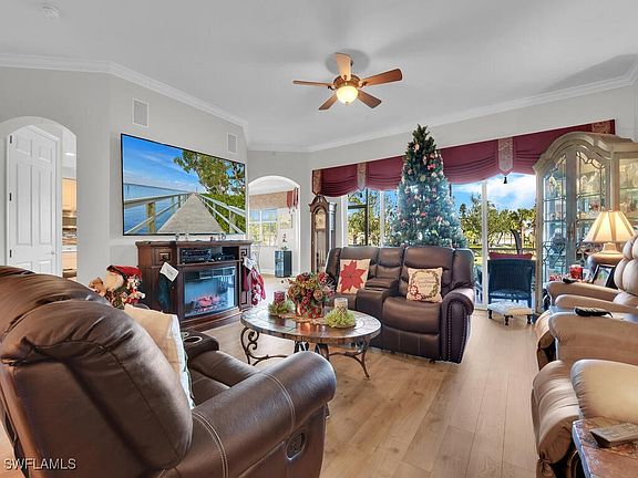 5th image of 5909 Tarpon Gardens Cir APT 101
