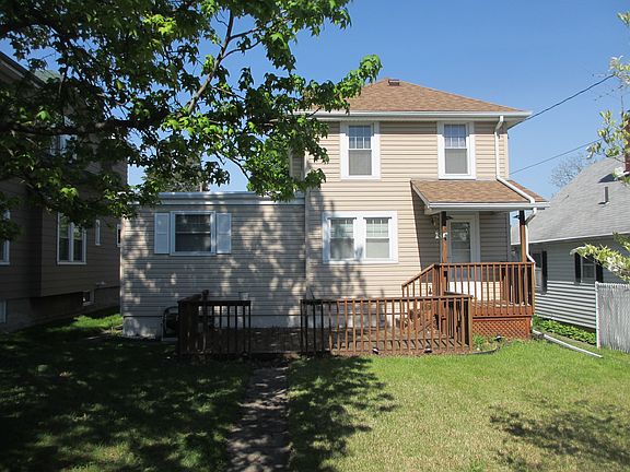 2nd image of 2046 Brookline Ave