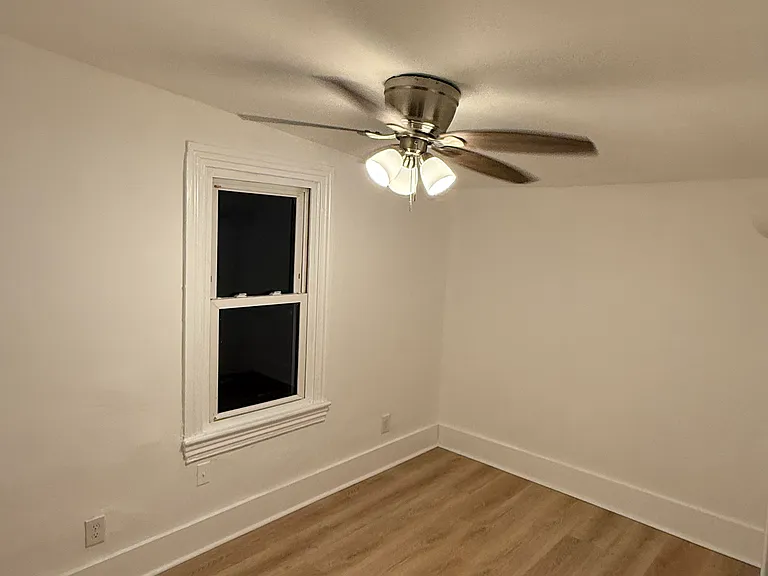35 Harding Ave — Photo 31