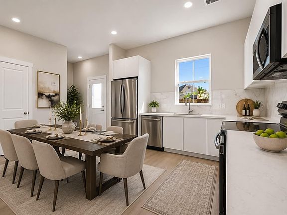 3rd image of 6702 Metro Blvd #3