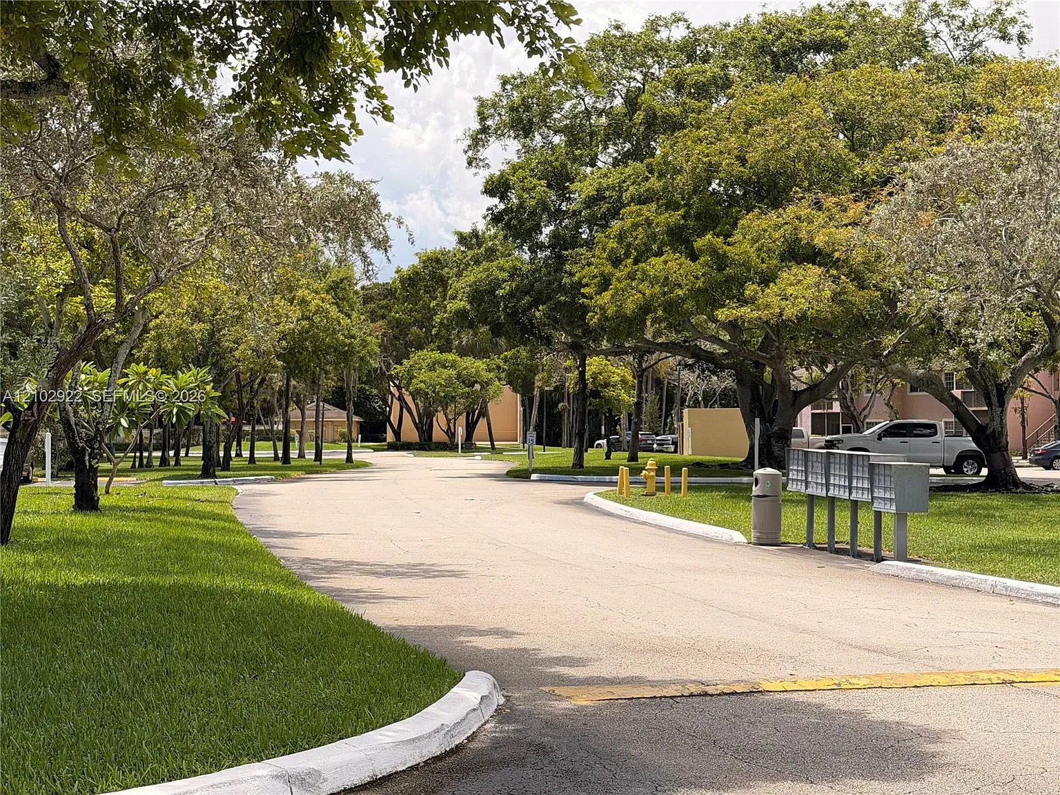 Waters Edge At Deerfield — Photo 2