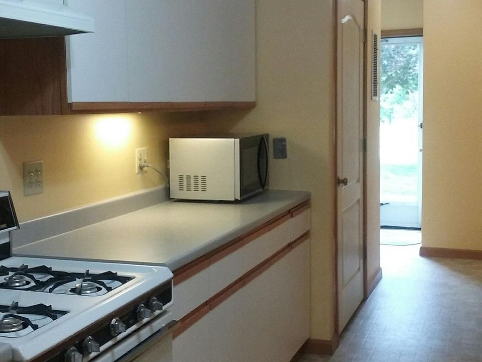 1st image of 68 Dogwood Ln