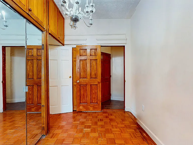 479 Irving Ave #1 — Photo 21