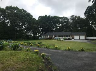 665 Fish Rd, Tiverton, RI 02878