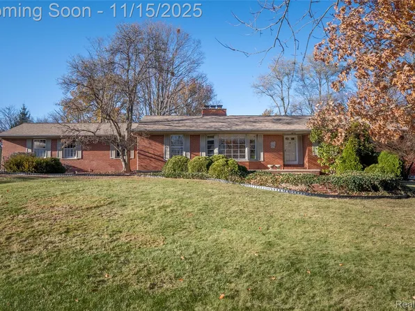 12187 Amherst Ct, Plymouth, MI 48170