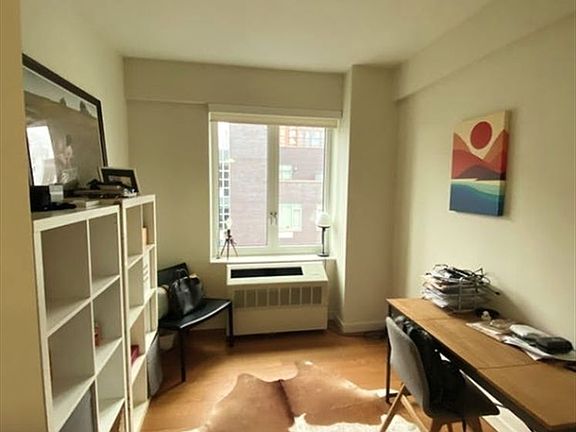 5th image of 544 Union Ave APT 4D