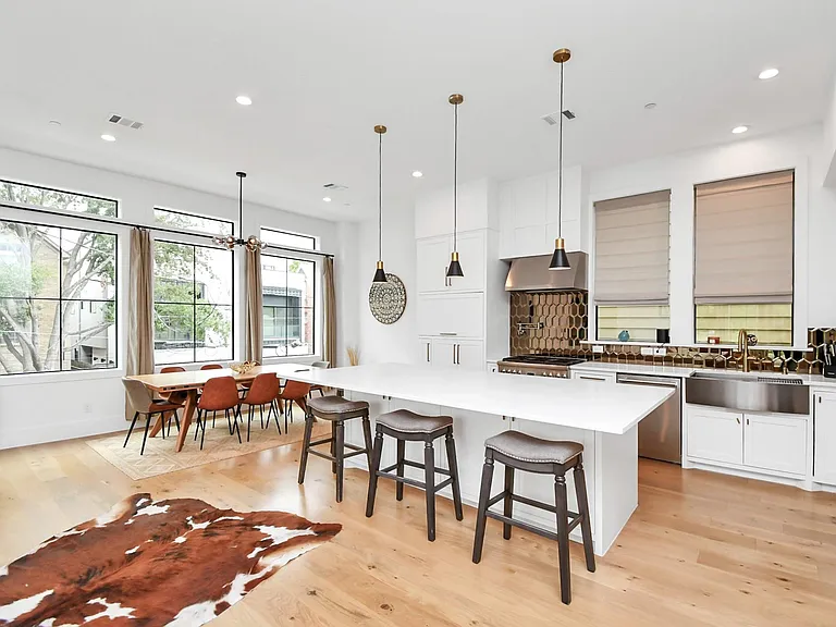 2303 Yupon St — Photo 19