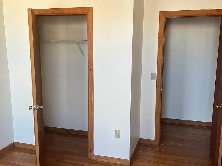 9 Liberty St #8 — Photo 3