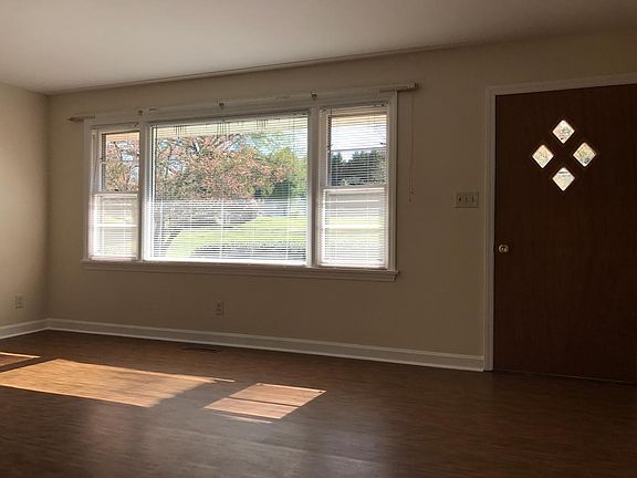 Living Room alt view