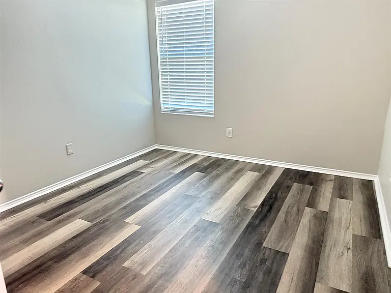 8833 Quarry Ridge Trl — Photo 16