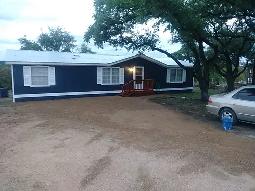 10040 Rebecca Creek Rd Photo 1