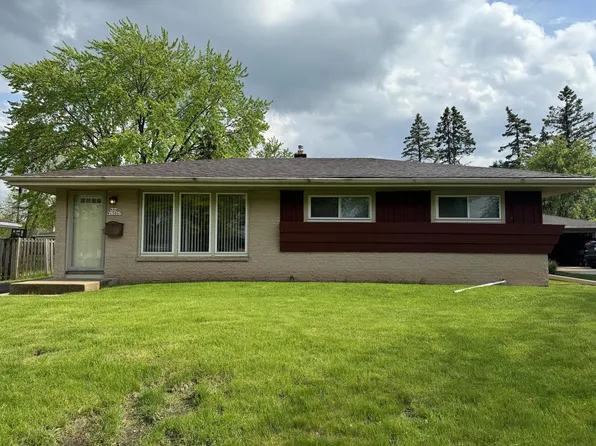 N84W15067 James AVENUE, Menomonee Falls, WI 53051