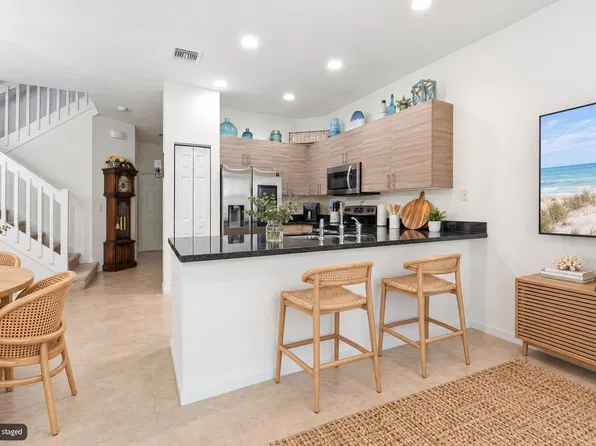 6128 SE PORTOFINO Circle #104, Hobe Sound, FL 33455