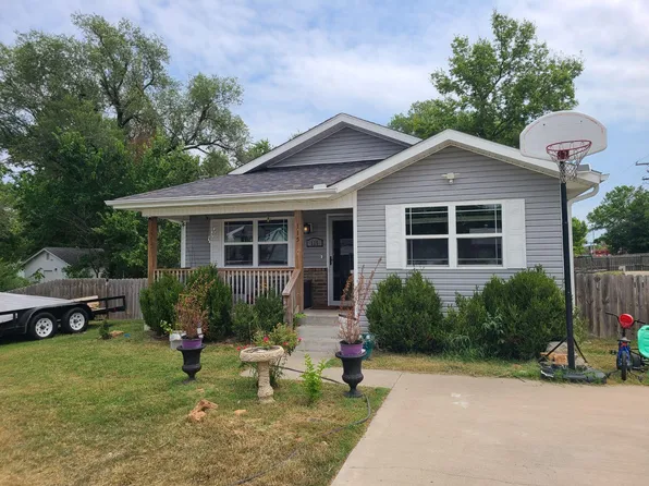 115 S Mccoy Avenue, Joplin, MO 64801