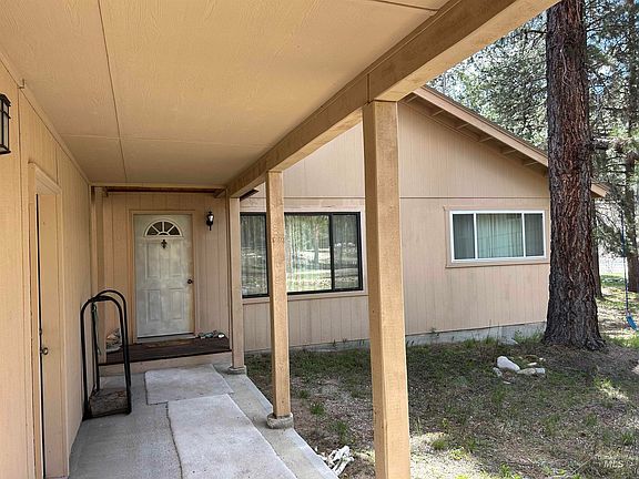5th image of 17 Bransons Dr