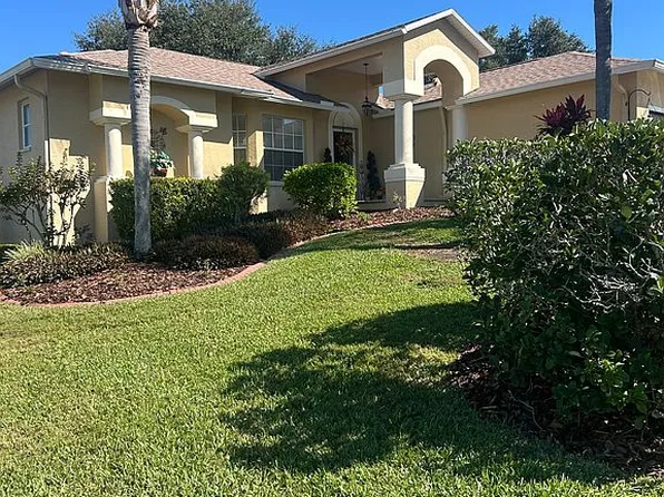 18624 Grand Club Dr, Hudson, FL 34667
