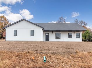 22871 Rack Dr, Waynesville, MO 65583