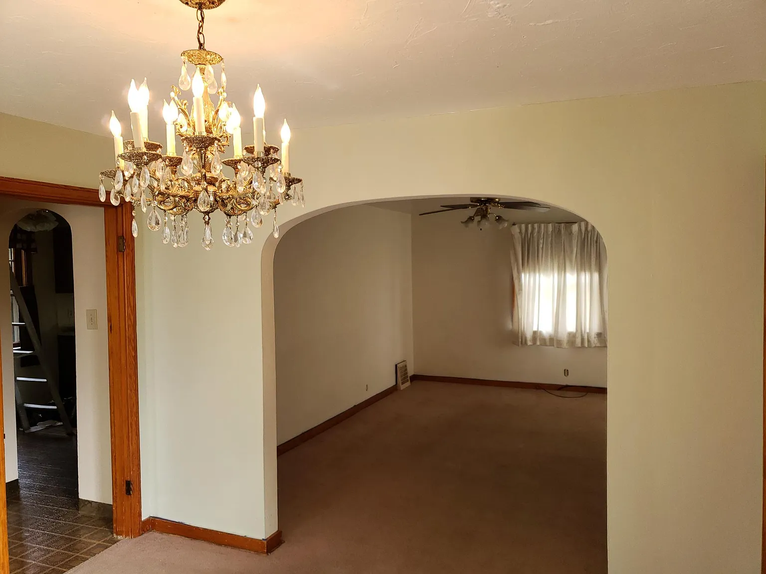 1317 Linden St photo 1