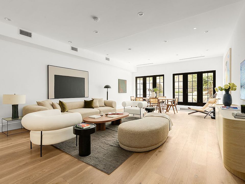 1st image of 139 Sackett St #1