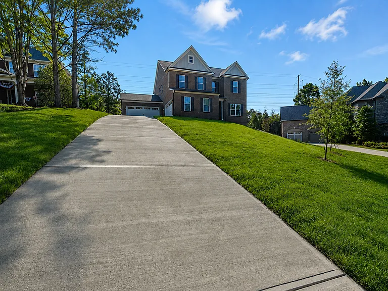 1657 Scotch Pine Ln — Photo 2