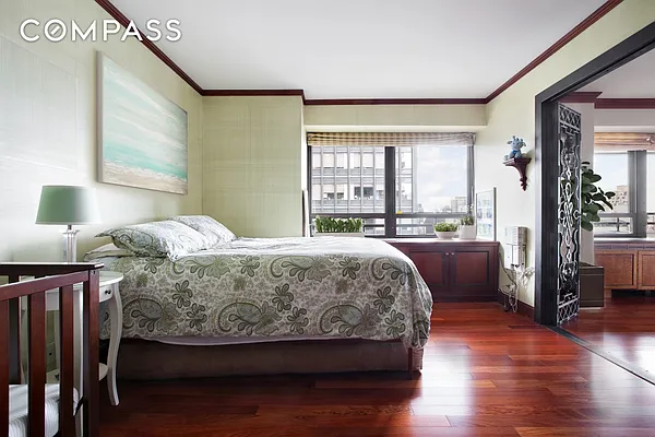 Sold by Compass | media 7