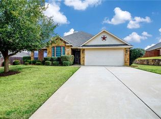 821 Ridgehill Ct, Burleson, TX 76028