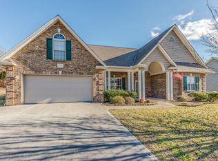 10736 Gable Run Dr, Knoxville, TN 37931