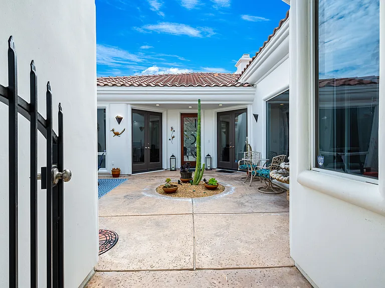 79215 Mandarina — Photo 7
