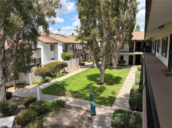 1330 W Lambert Rd, La Habra, CA 90631
