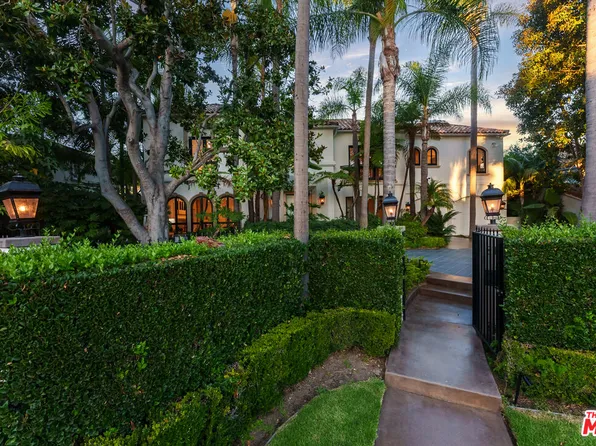 812 N Bedford Dr, Beverly Hills, CA 90210