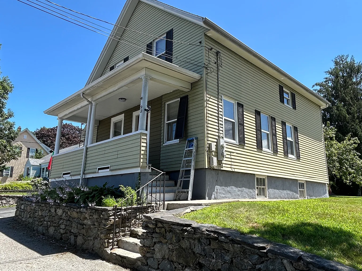 2 bed, 1000 sqft, $2,150 — Photo 2