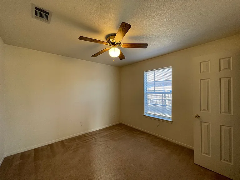 5001 Addie Dr — Photo 14