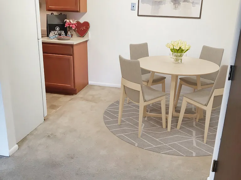Timberbrook Apartments — Photo 7