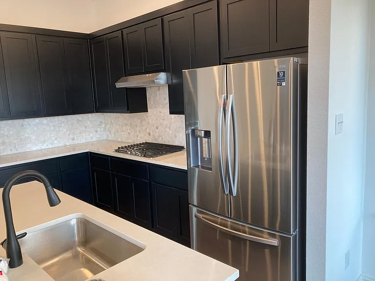 7517 Regal Ln — Photo 8