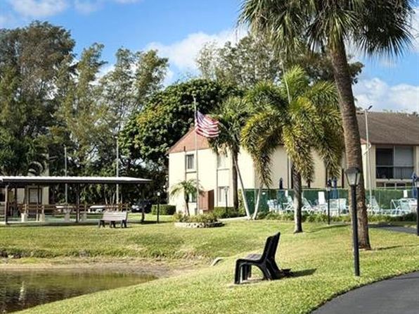 3624 La Aires Ct APT D-1
