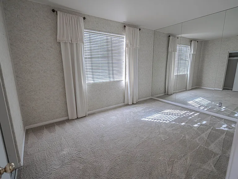 41032 Woodshire Dr — Photo 12