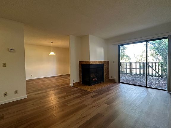 4th image of 3669 Rocky Creek Ct