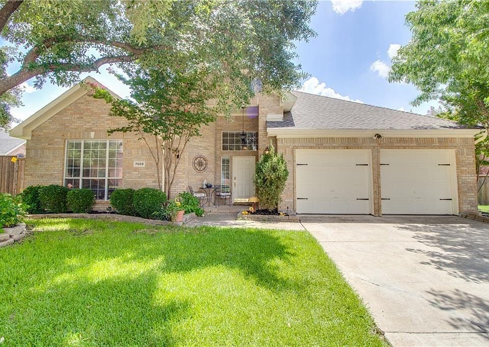 1st image of 7509 Sand Pine Dr