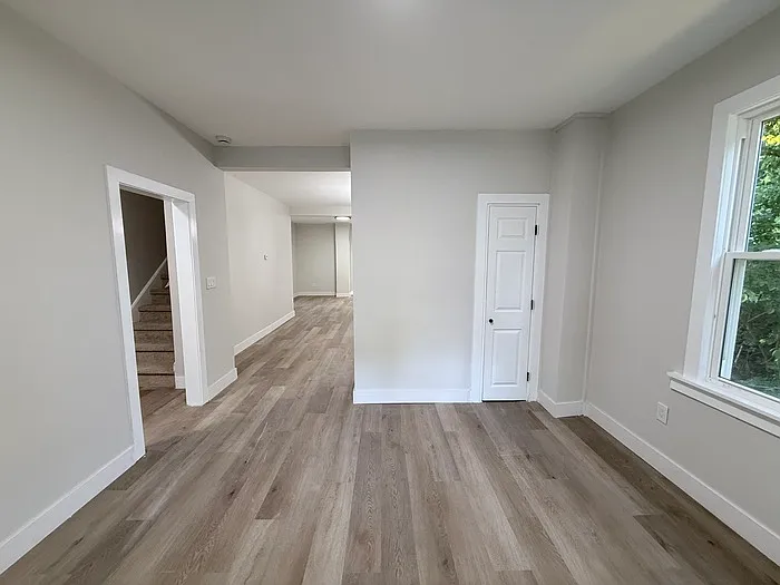 612 Spruce St — Photo 6