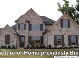 1921 Bakersfield Trce, Nesbit, MS 38651