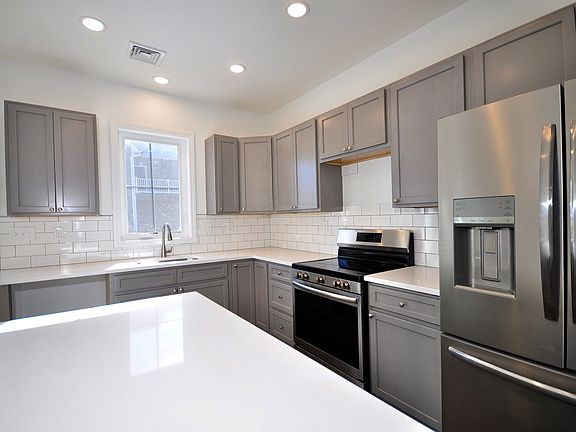 4th image of 309 Main St #11327716