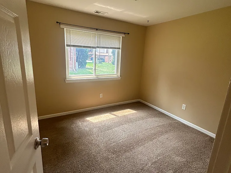 19102 E Forteen Mile Rd — Photo 15