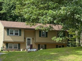 13 Sagamore Dr, Derry, NH 03038