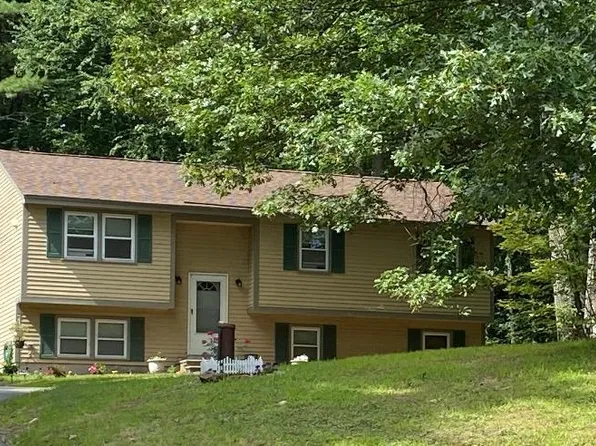13 Sagamore Drive, Derry, NH 03038
