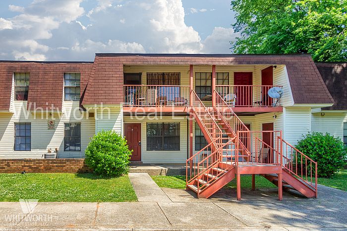 1st image of 805 34th Ave APT D