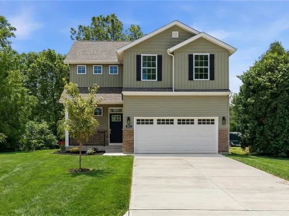 2873 Cove Cir, Beavercreek, OH 45431